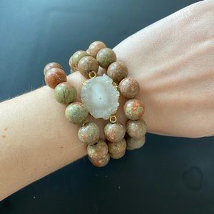 Triple beaded agate bracelet